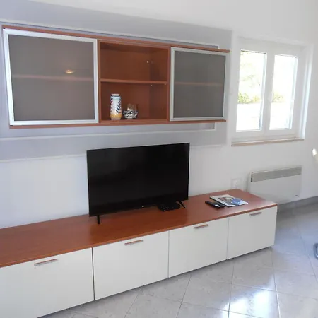 Ines 1 By Interhome Будинок відпочинку *