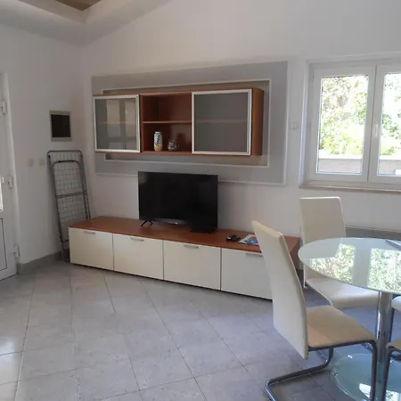 Ines 1 By Interhome Pula