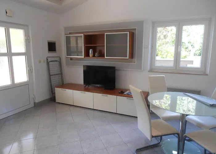 Ines 1 By Interhome Pula