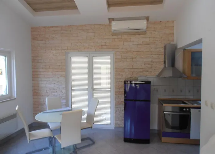 Vakantiehuis Ines 1 By Interhome Pula